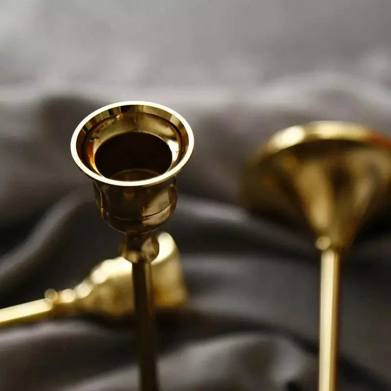 Candelabro Retrô de Metal para Velas e Decoração Clássica Lenogue Dourado (3 Peças)