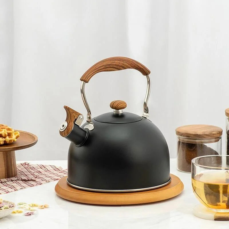 Chaleira Inox com Alça de Madeira e Apito para Fogão 2,5l Lenogue Preto
