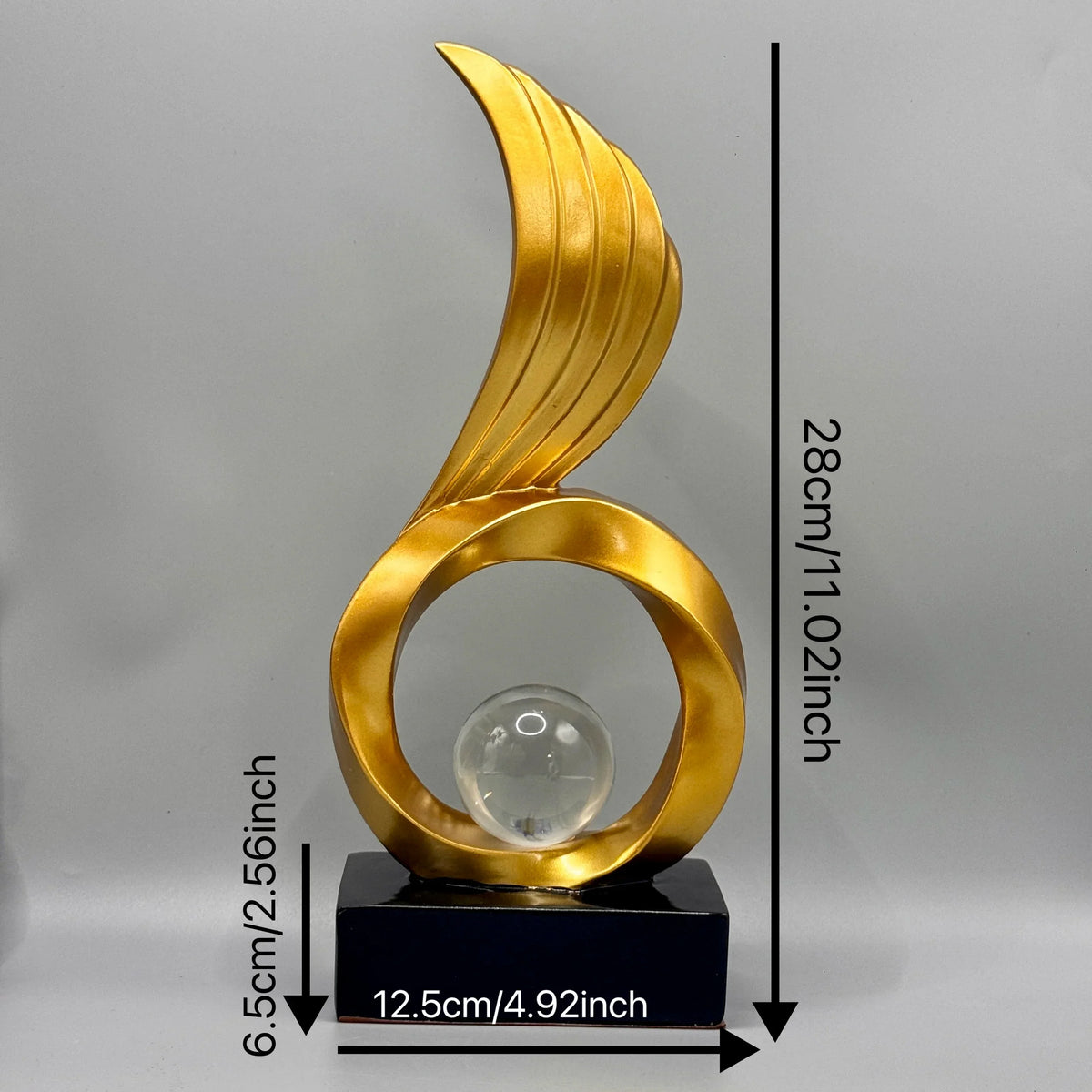 Escultura Decorativa com Asas e Esfera de Cristal para Sala Lenogue