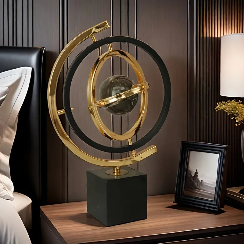 Escultura Globo Abstrato em Metal para Sala e Escritório Lenogue Dourado Preto