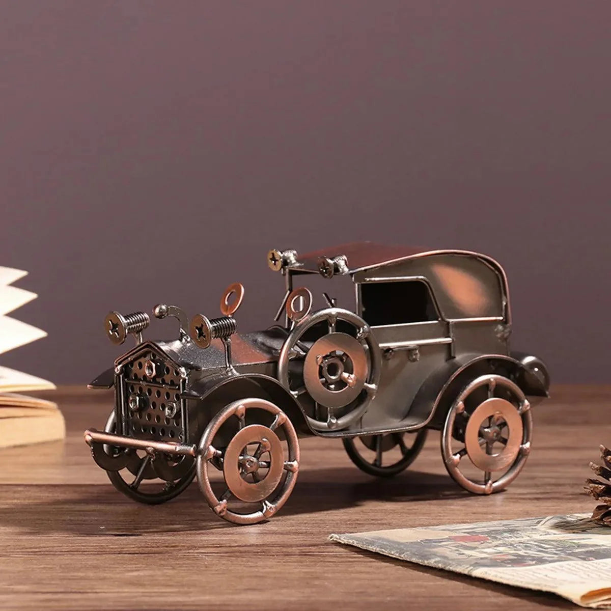 Miniatura de Carro Antigo em Metal para Decoração Retrô Lenogue Cobre Vintage
