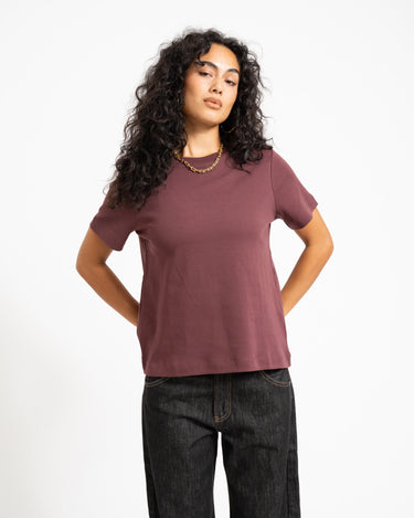 Aware Naima O-Neck T-Shirt Catawba Grape - Things I Like Things I Love