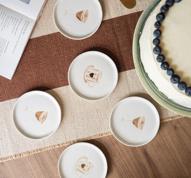 Cake Plate Coffee Heart - Things I Like Things I Love