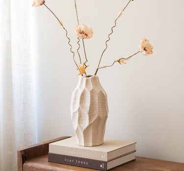 Deco Vase Leaves Beige - Things I Like Things I Love