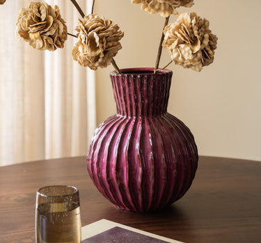 Deco Vase Zirja Burgundy - Things I Like Things I Love