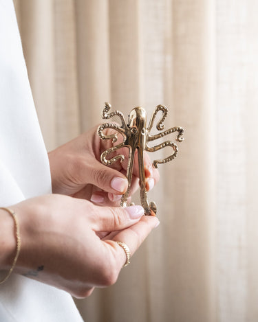 Ella Octopus Hook Gold - Things I Like Things I Love