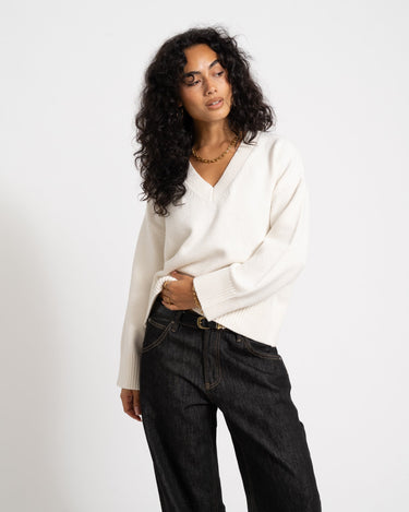 Elsa V-Neck Knit Cloud Dancer - Things I Like Things I Love