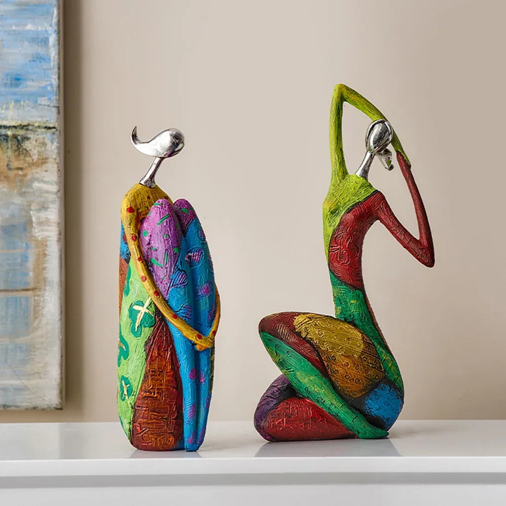 Escultura Abstrata Estilo Nórdico em Resina para Decoração Lenogue