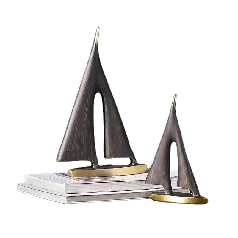 Escultura Barco Veleiro em Resina para Sala e Quarto Lenogue