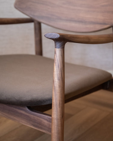 Fauteuil Bask Walnoot - Things I Like Things I Love