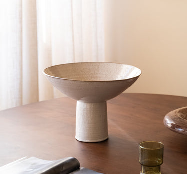 Grote Schaal op Voet Vasco Keramiek Beige - Things I Like Things I Love