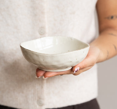 Handmade Japanese Small Bowl Shirogesho - Things I Like Things I Love