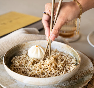 Handmade Japanese Yuki Deep Dinner Plate - Things I Like Things I Love
