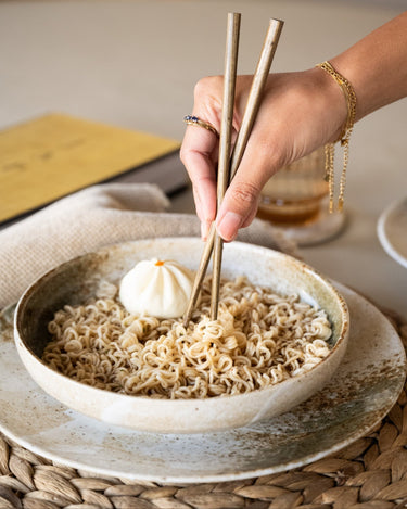 Handmade Japanese Yuki Deep Dinner Plate - Things I Like Things I Love