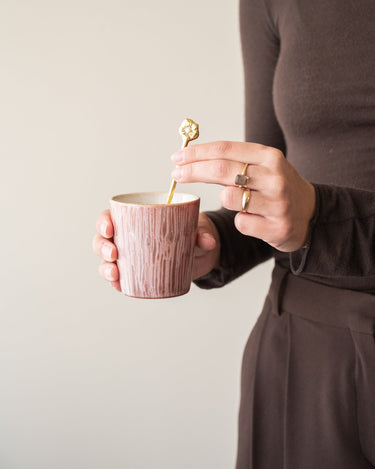 HKLIVING Koffiemok Rhubarb Roze - Things I Like Things I Love