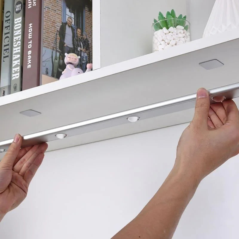 Luminária Led Magnética com Sensor de Movimento e Bateria Lenogue