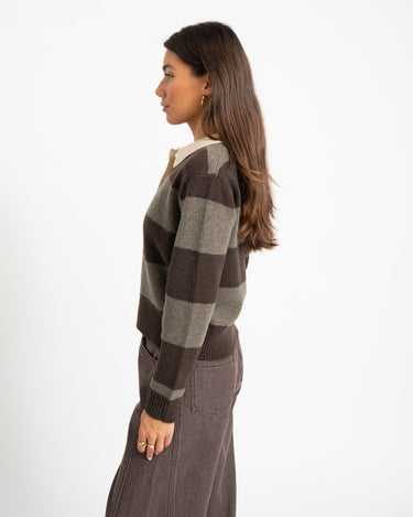 RUBY POLO NECK KNIT Seal Bruin - Things I Like Things I Love
