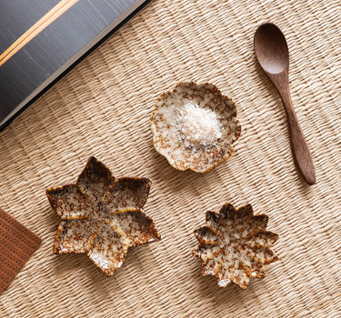 SET OF 3 - Small Plate Flower - Things I Like Things I Love