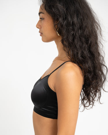 TILTIL Cindy Satin Seamless Bra Black - Things I Like Things I Love