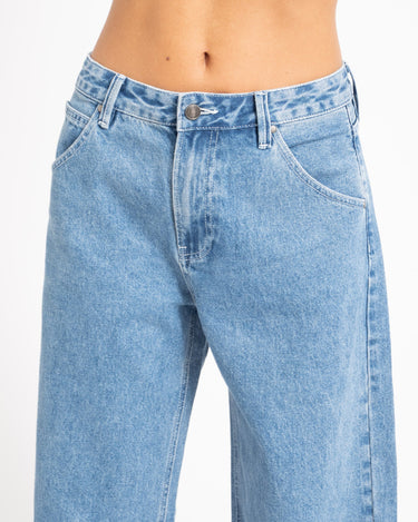 TILTIL Joa Barrel Jeans Blauw - Things I Like Things I Love