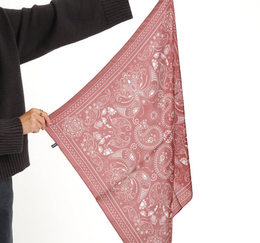 TILTIL Lou Scarf Satin Bordeaux - Things I Like Things I Love