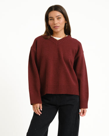 TILTIL Percy V-Neck Pullover Bordeaux - Things I Like Things I Love