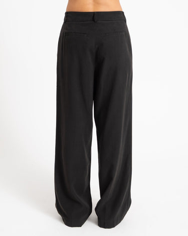 TILTIL Sanne Rayon Pantalon Black - Things I Like Things I Love