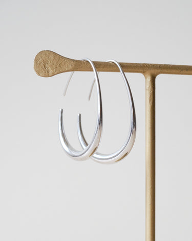 TILTIL Set van 2 Hope Hoops Oorbellen Zilver - Things I Like Things I Love
